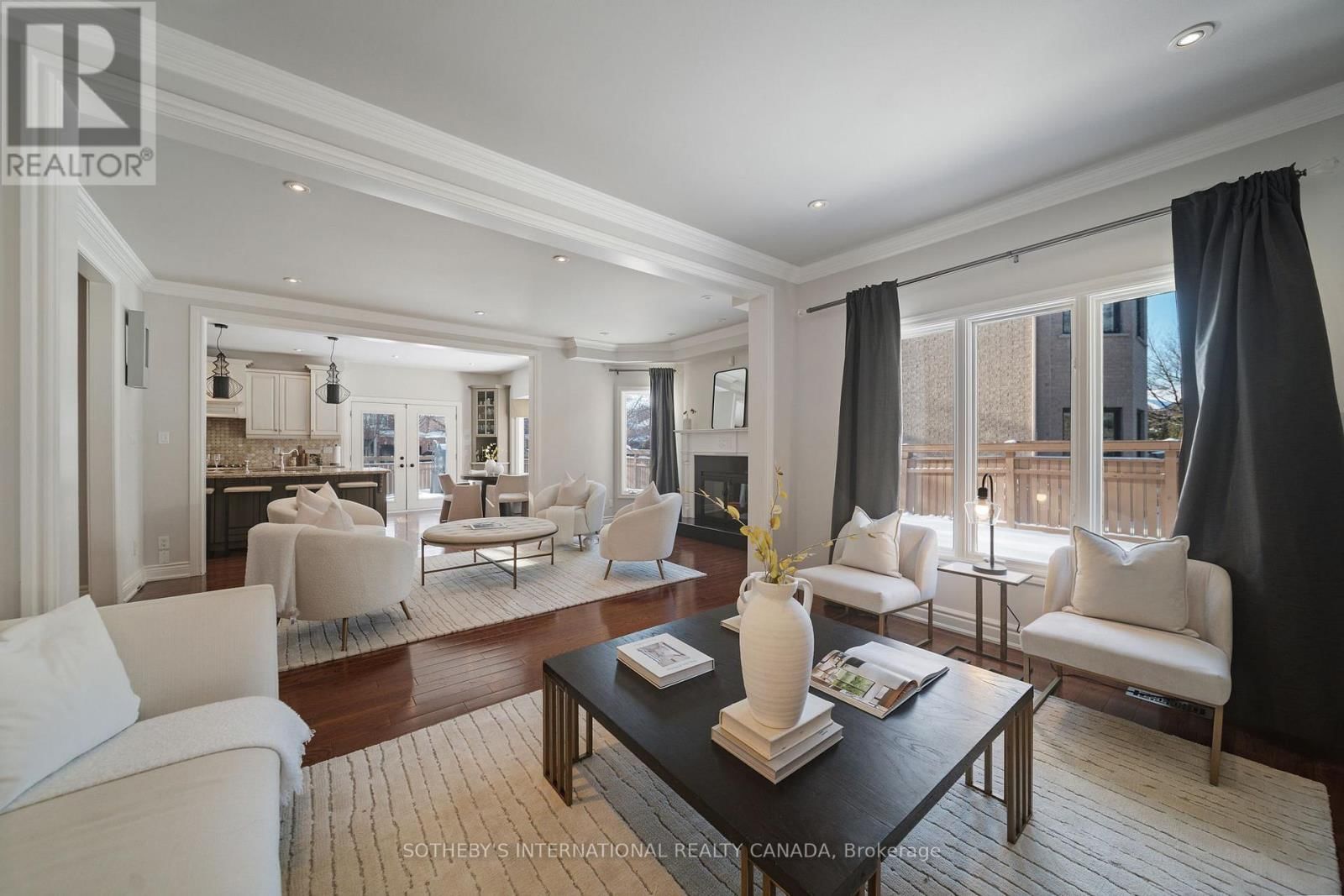 1939 CALGARY COURT Image 18