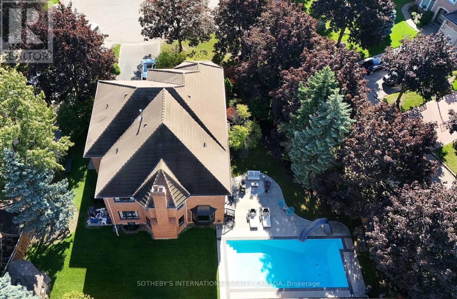 1939 CALGARY COURT Image 46