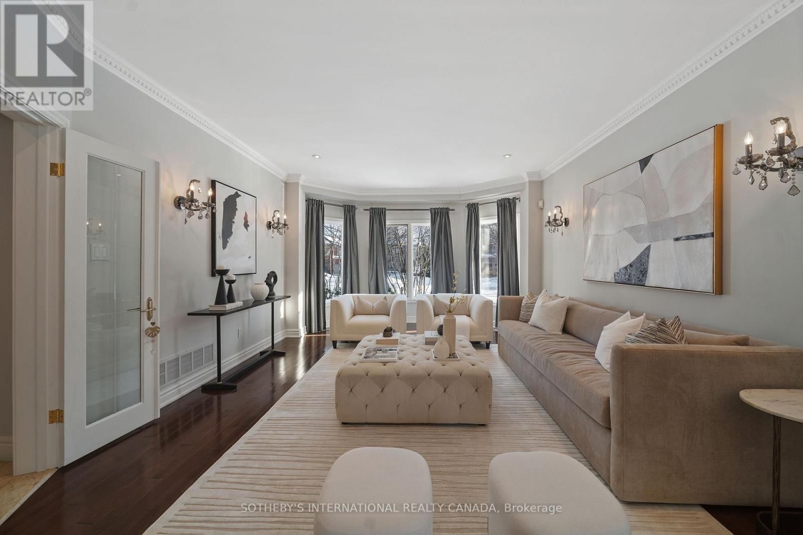 1939 CALGARY COURT Image 9