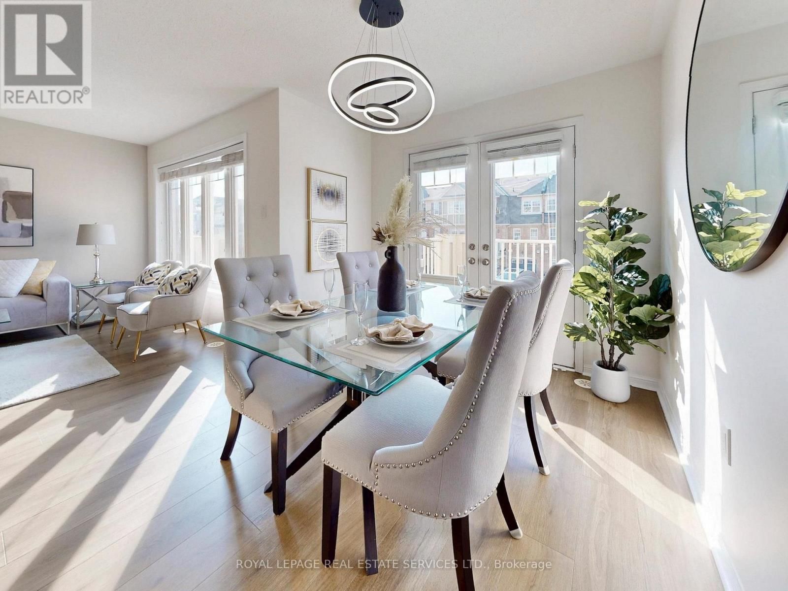 918 NADALIN HEIGHTS Image 12