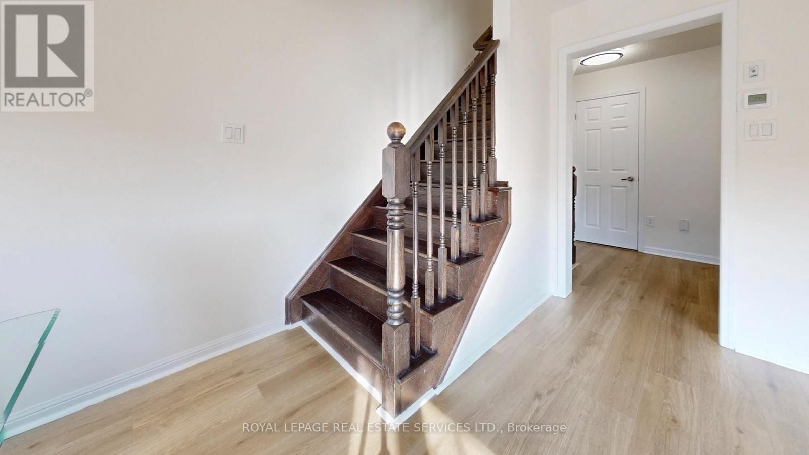 918 NADALIN HEIGHTS Image 14