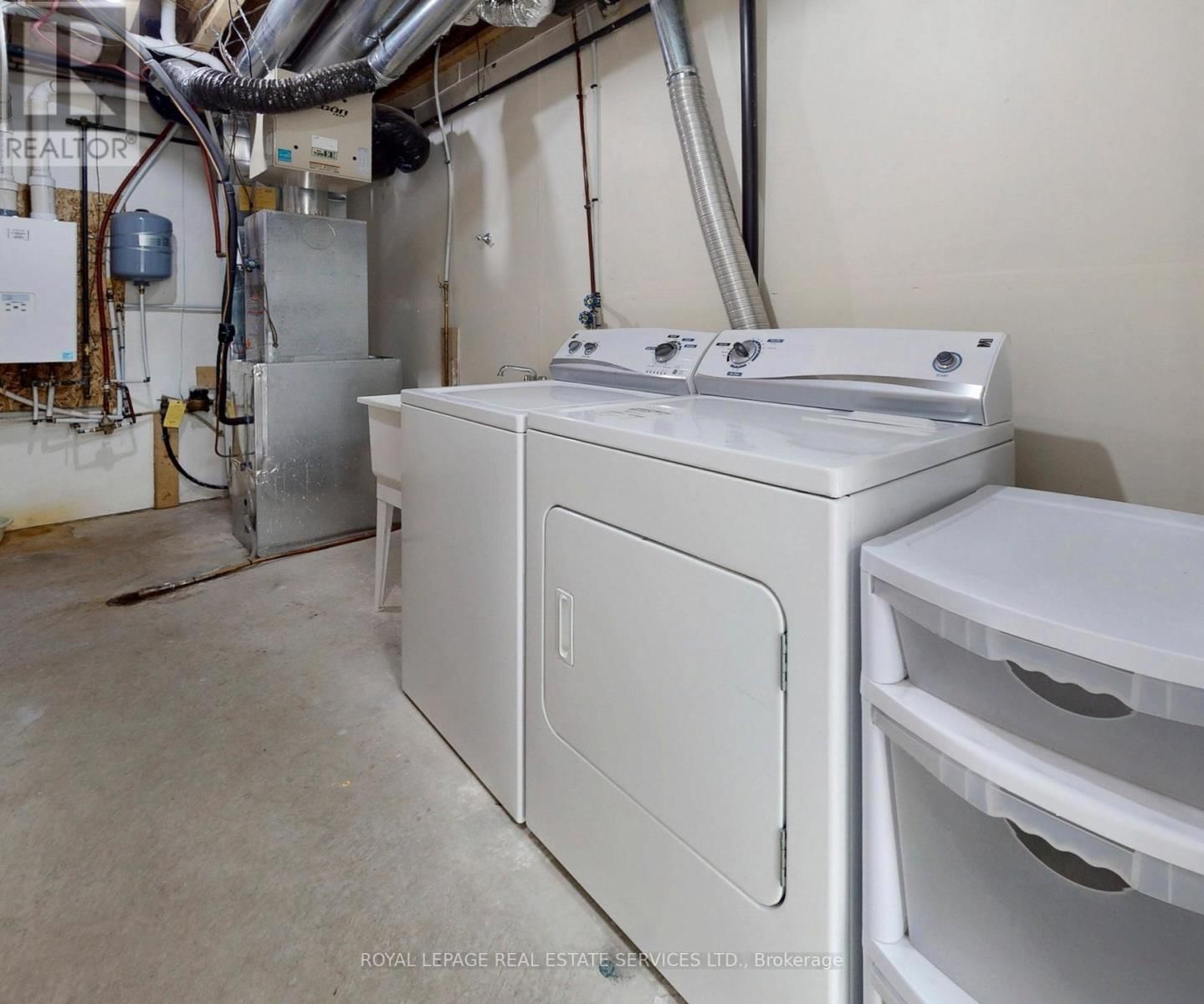 918 NADALIN HEIGHTS Image 38