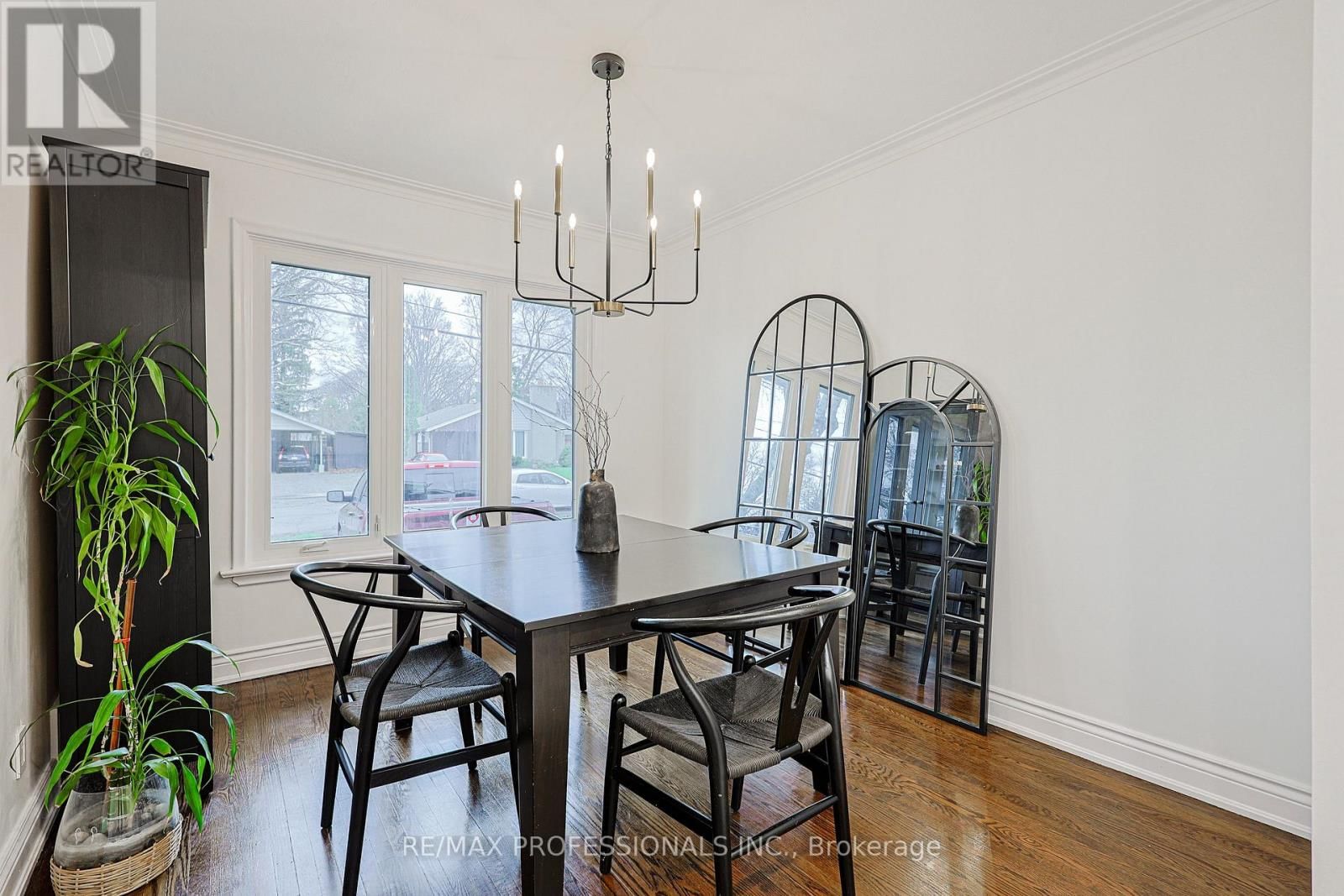 19 SEALCOVE DRIVE Image 12