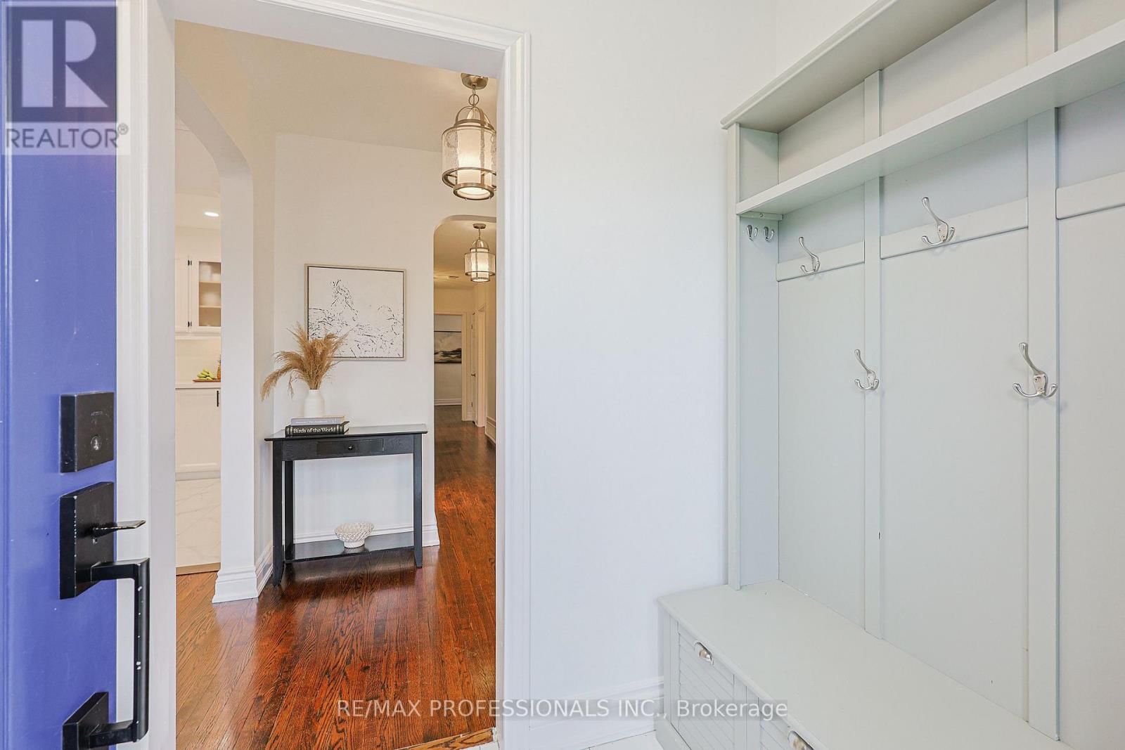 19 SEALCOVE DRIVE Image 3