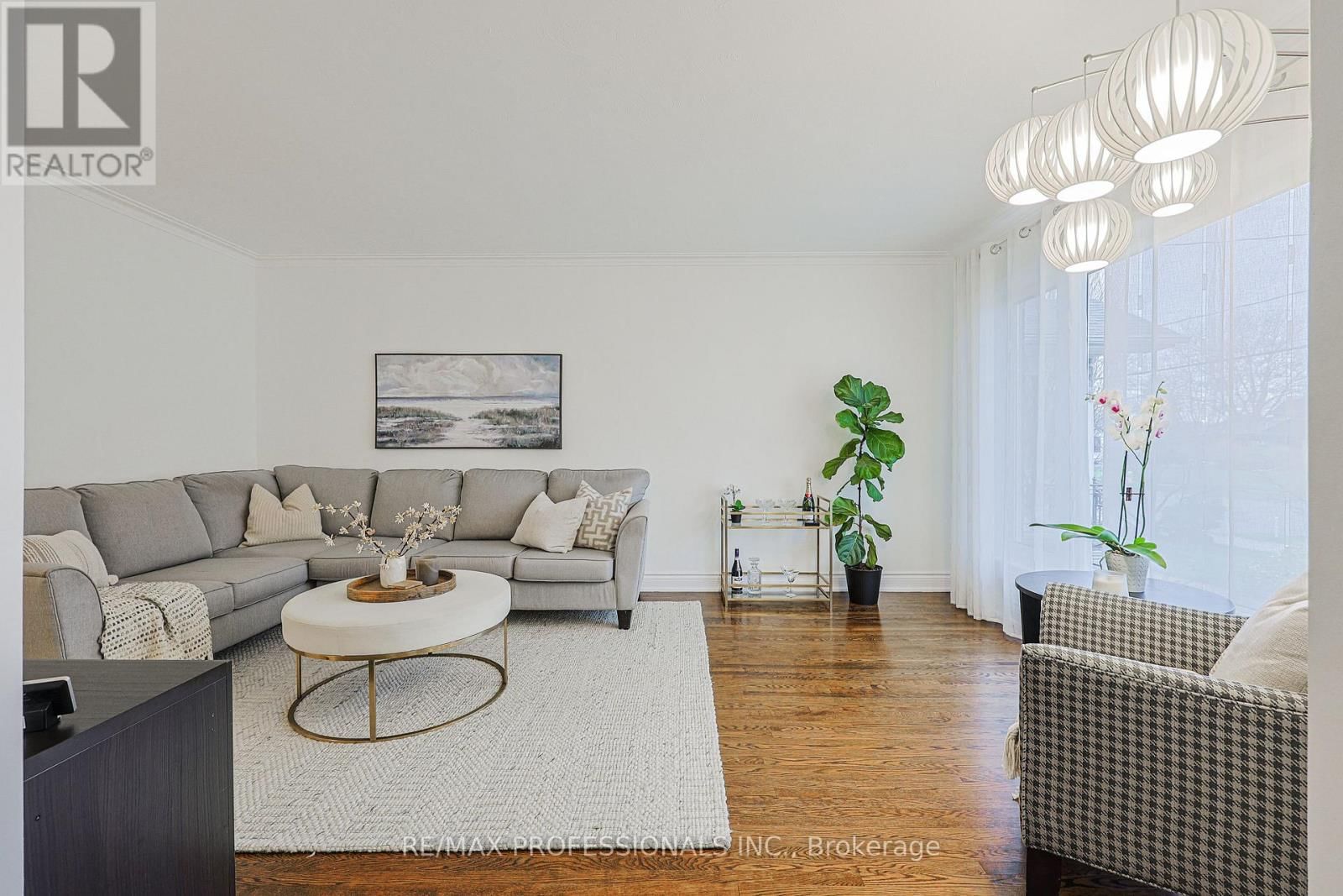 19 SEALCOVE DRIVE Image 6