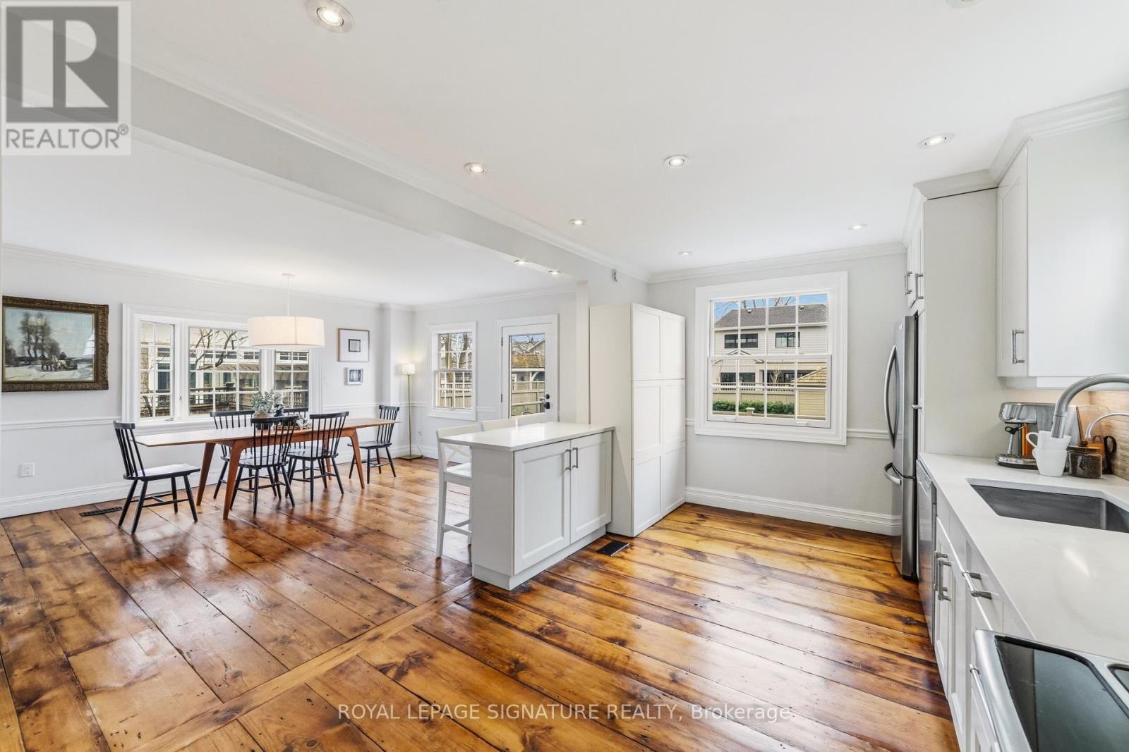 348 DOUGLAS AVENUE Image 13