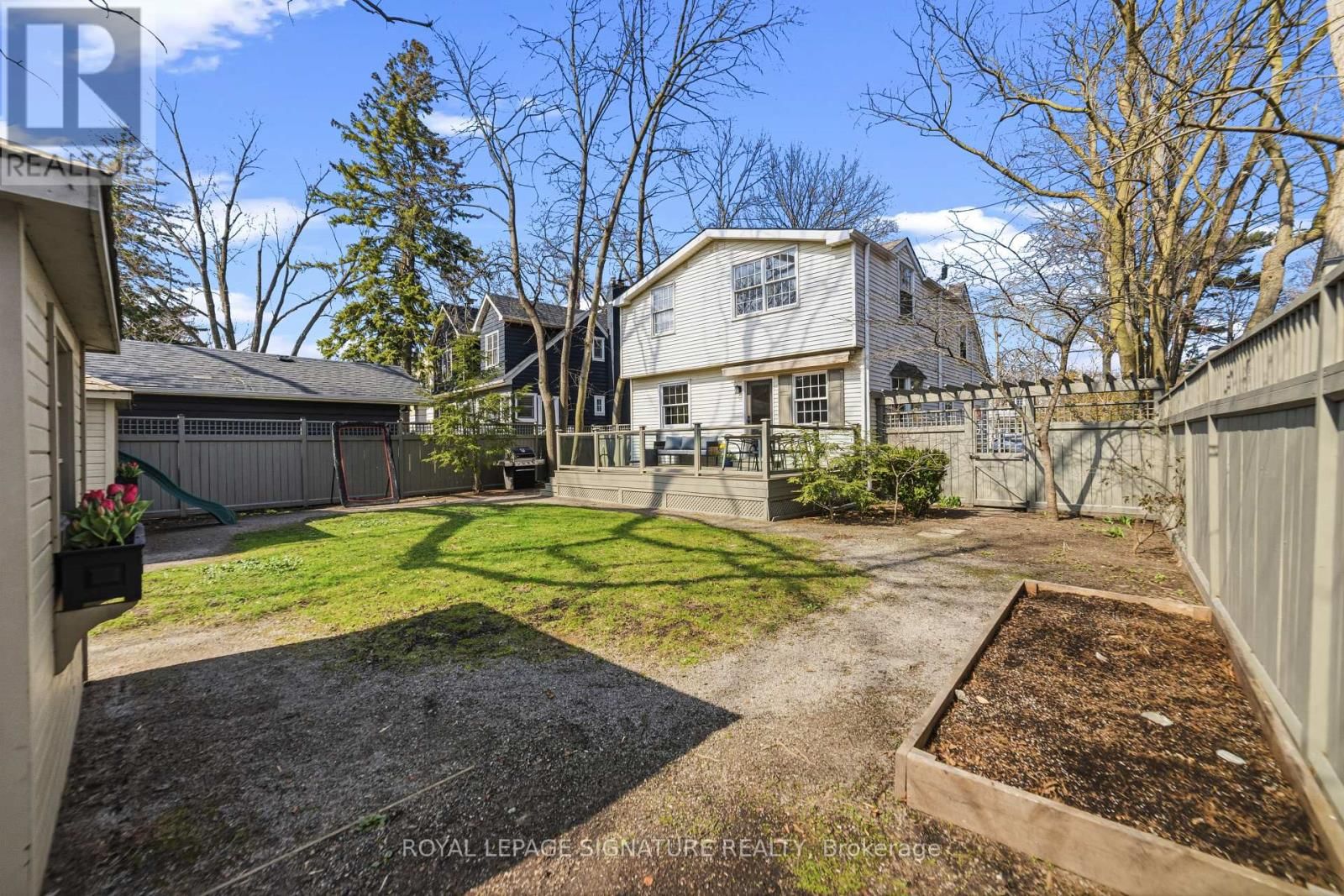 348 DOUGLAS AVENUE Image 35