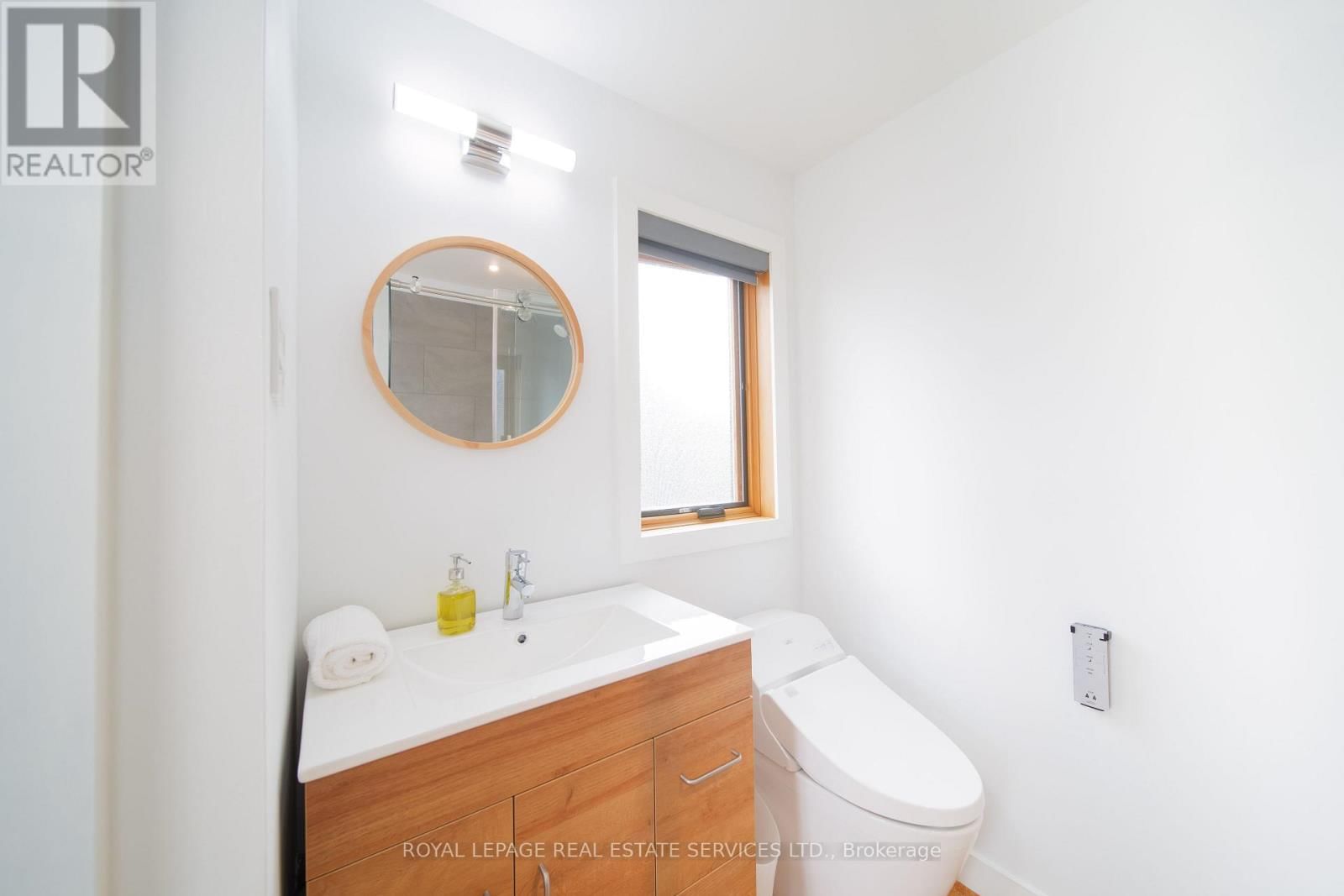 2331 ONTARIO STREET Image 15