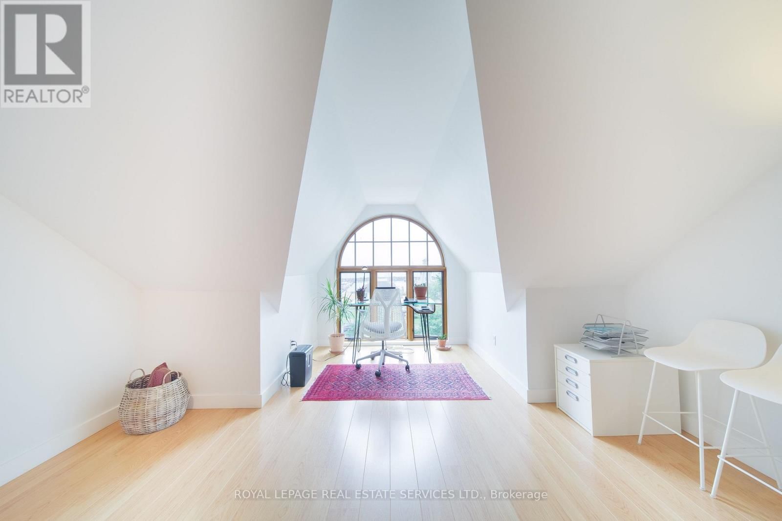 2331 ONTARIO STREET Image 22