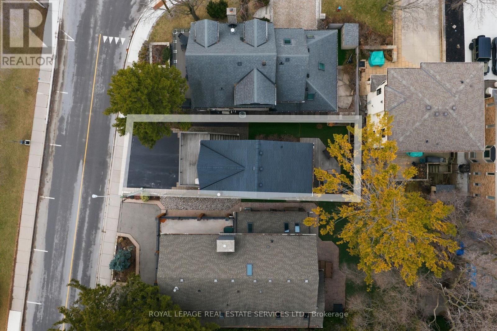 2331 ONTARIO STREET Image 31