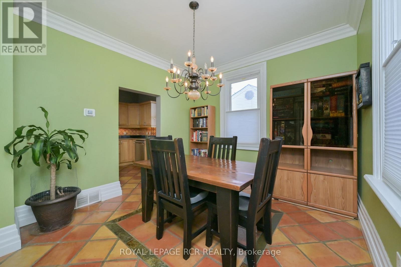 48 TOWNLINE Image 14