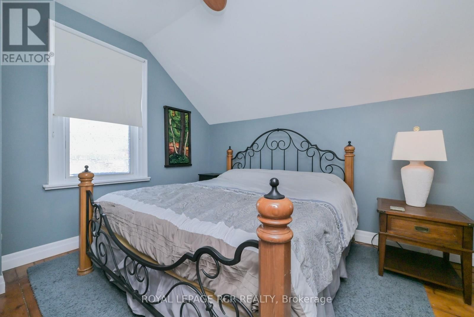 48 TOWNLINE Image 20