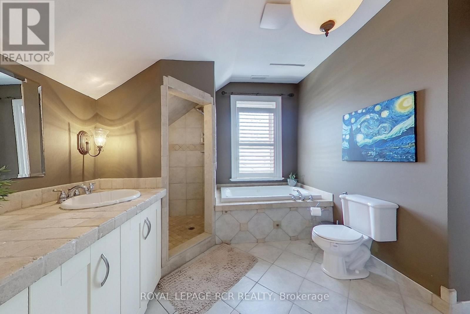 48 TOWNLINE Image 23