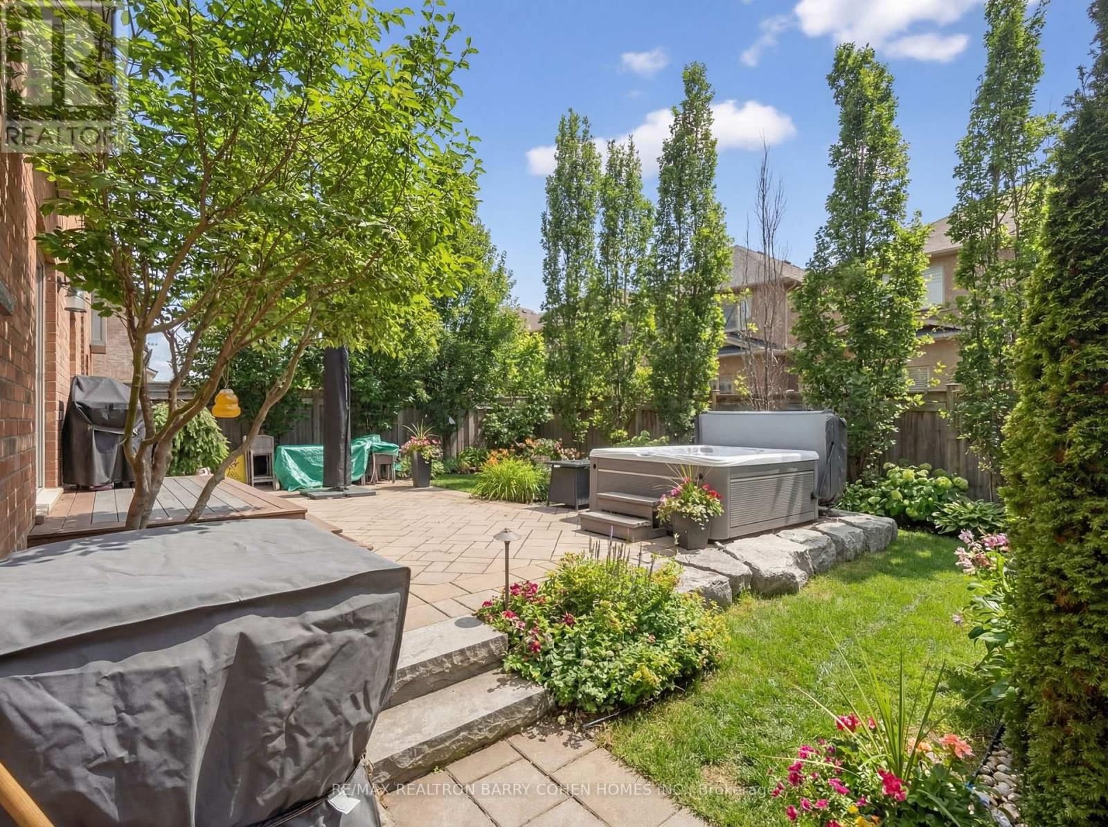 3225 SALTAIRE CRESCENT Image 28