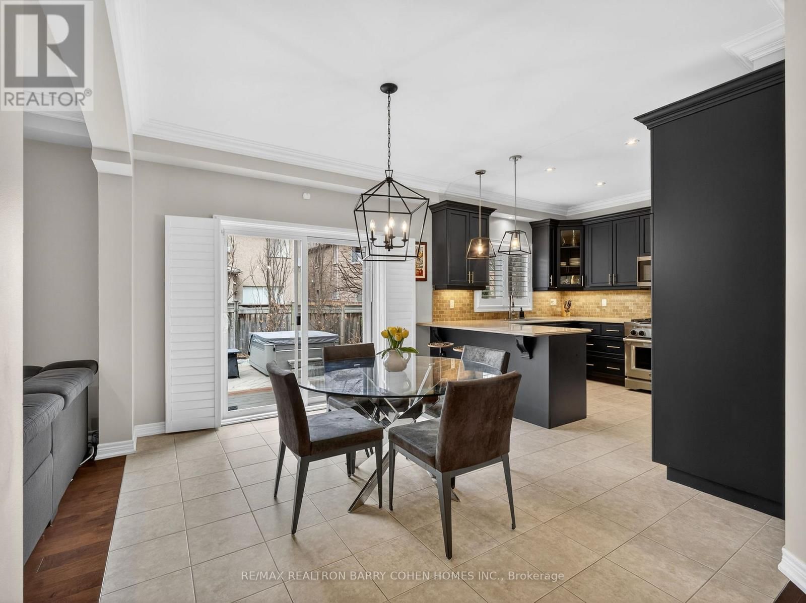 3225 SALTAIRE CRESCENT Image 7