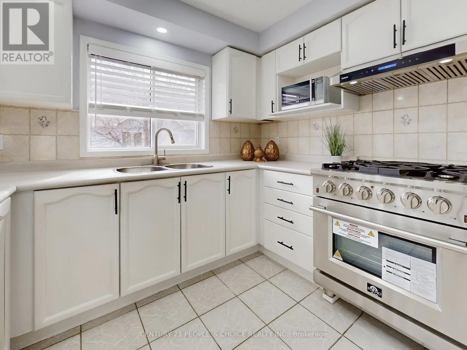 42 - 1480 BRITANNIA ROAD WEST Image 13