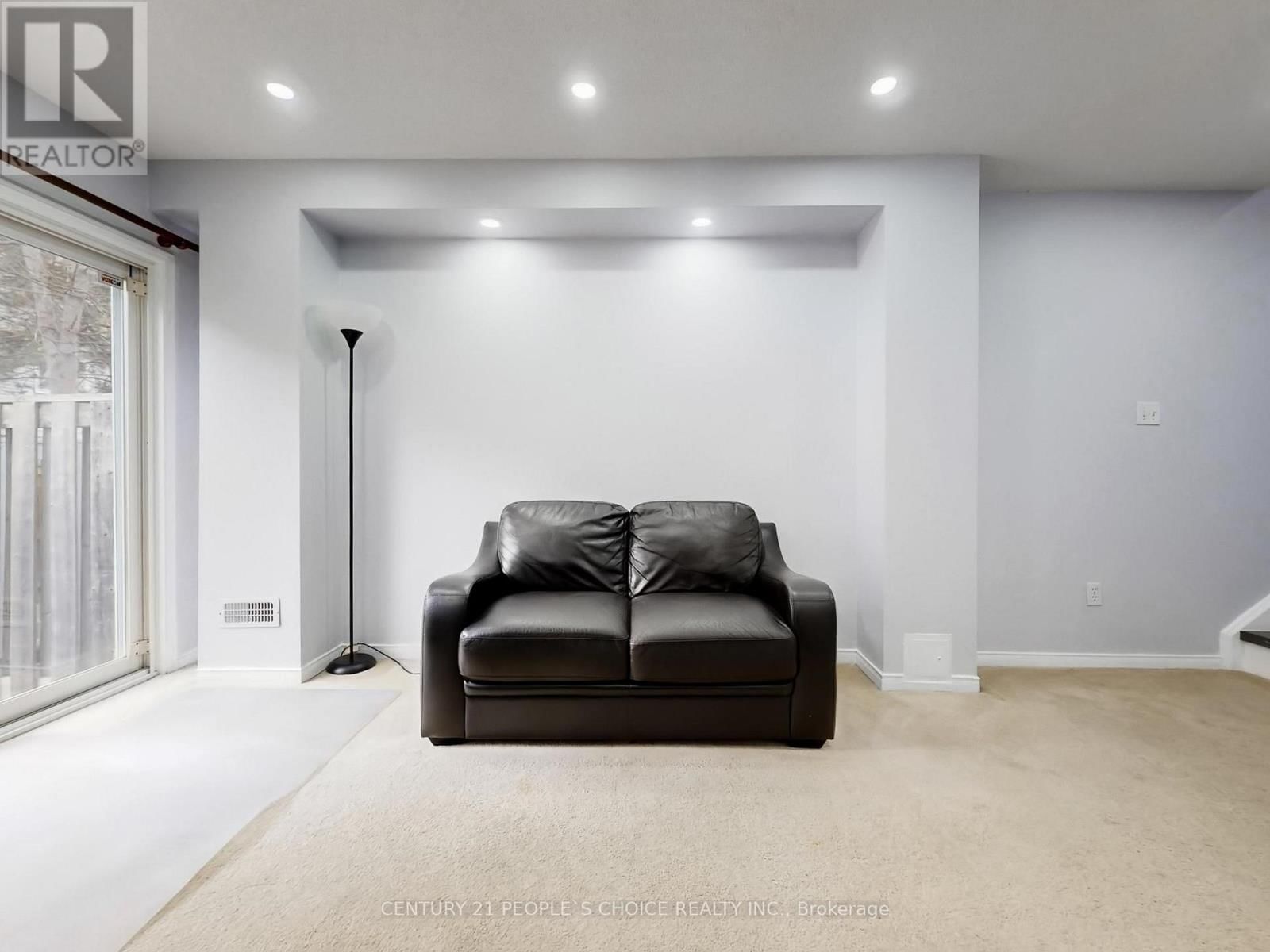 42 - 1480 BRITANNIA ROAD WEST Image 30