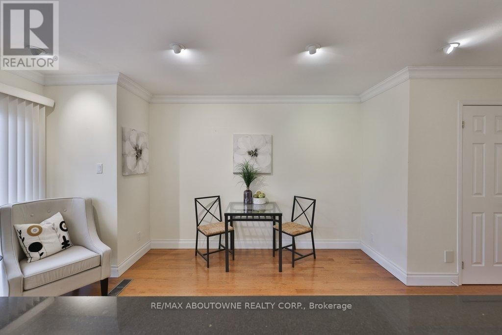 86 FORSYTHE STREET Image 16