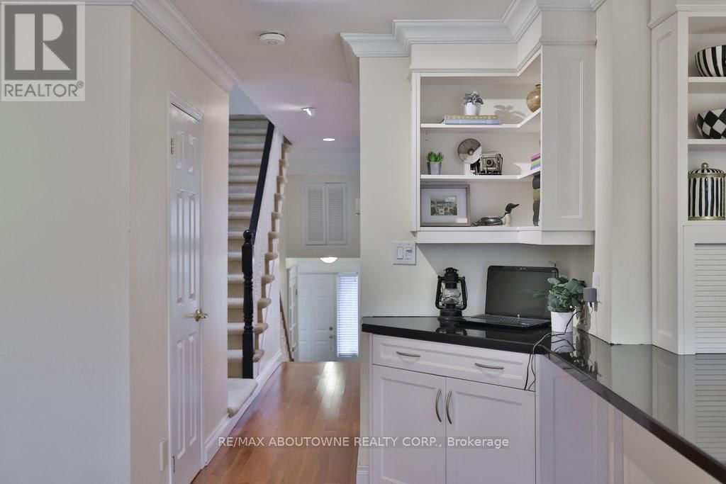 86 FORSYTHE STREET Image 19