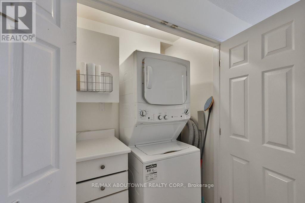 86 FORSYTHE STREET Image 29