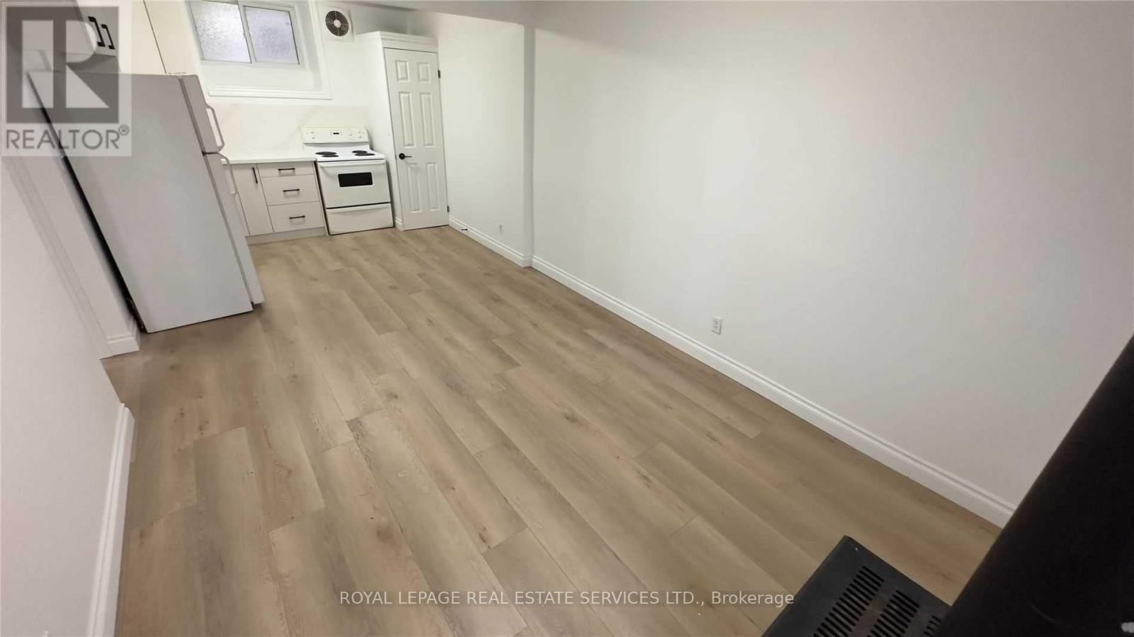 21 - 23 CHURCH STREET WEST Image 3