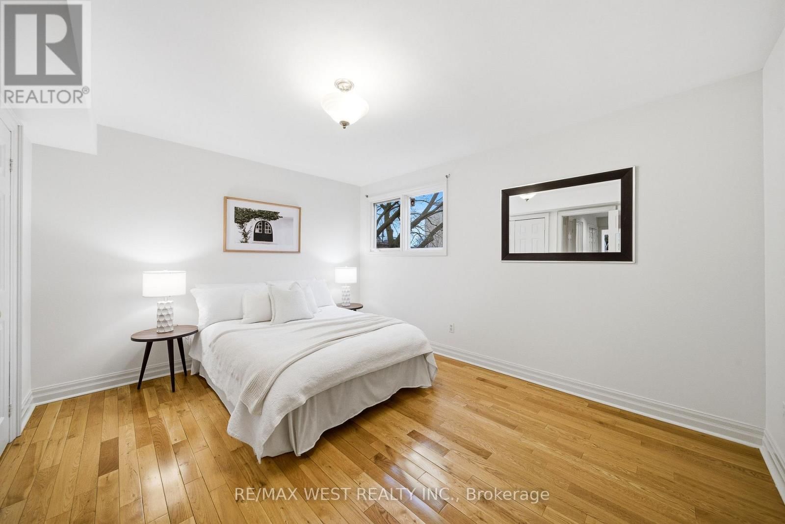 79 LAWS STREET Image 11