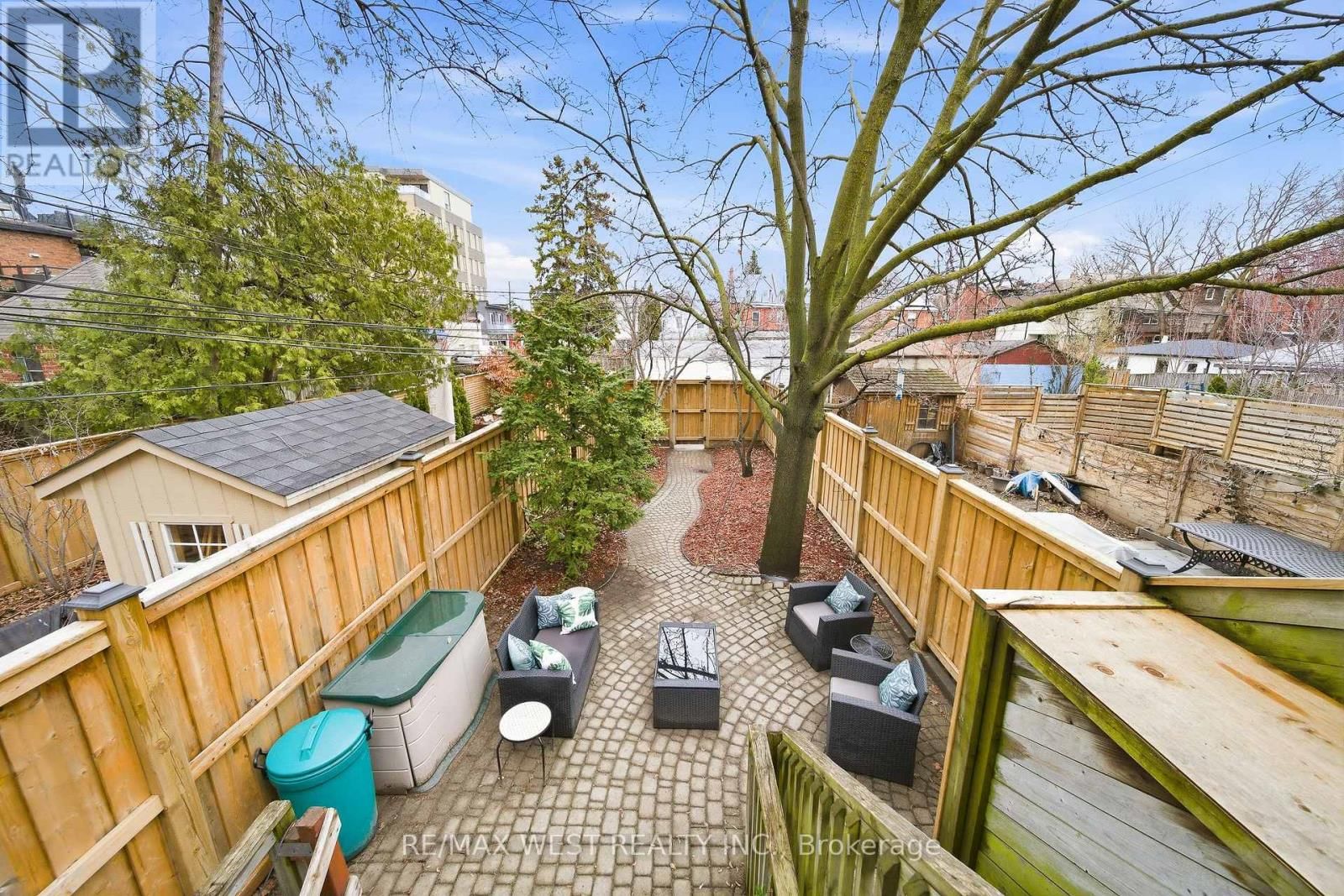 79 LAWS STREET Image 24