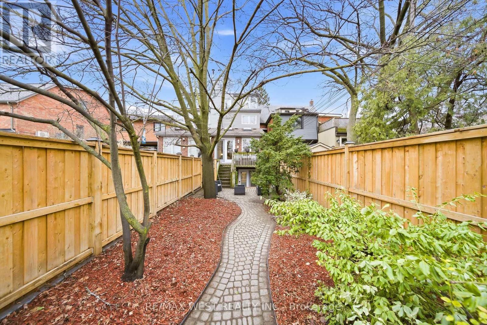 79 LAWS STREET Image 26