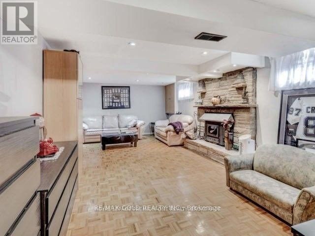 6 MONACO COURT Image 22