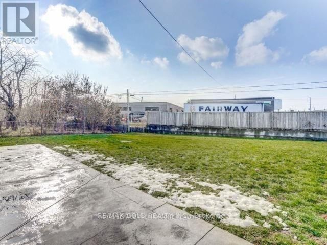 6 MONACO COURT Image 27