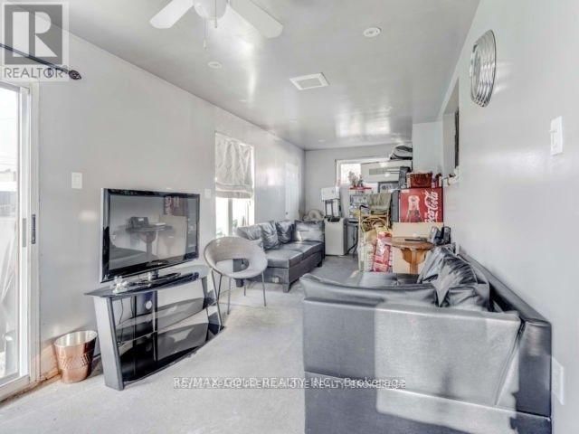 6 MONACO COURT Image 36