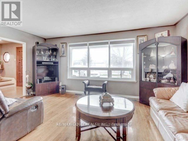 6 MONACO COURT Image 5