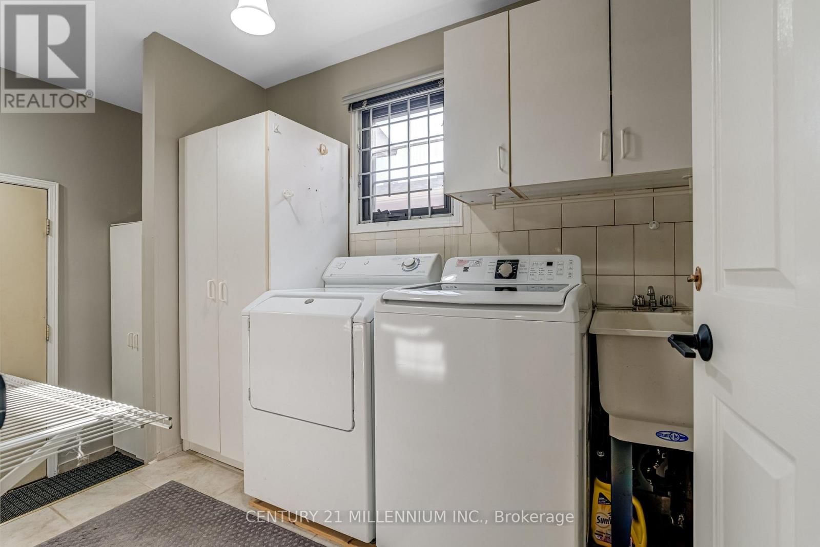 10 PHELPS DRIVE Image 16