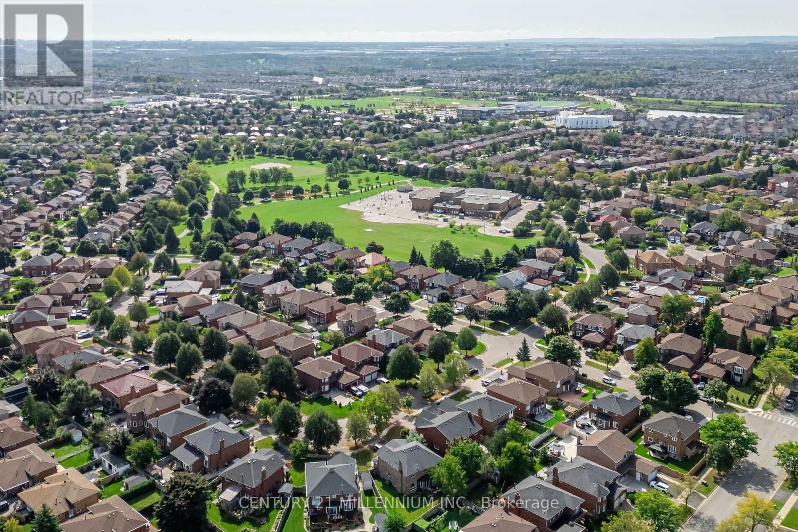 10 PHELPS DRIVE Image 36