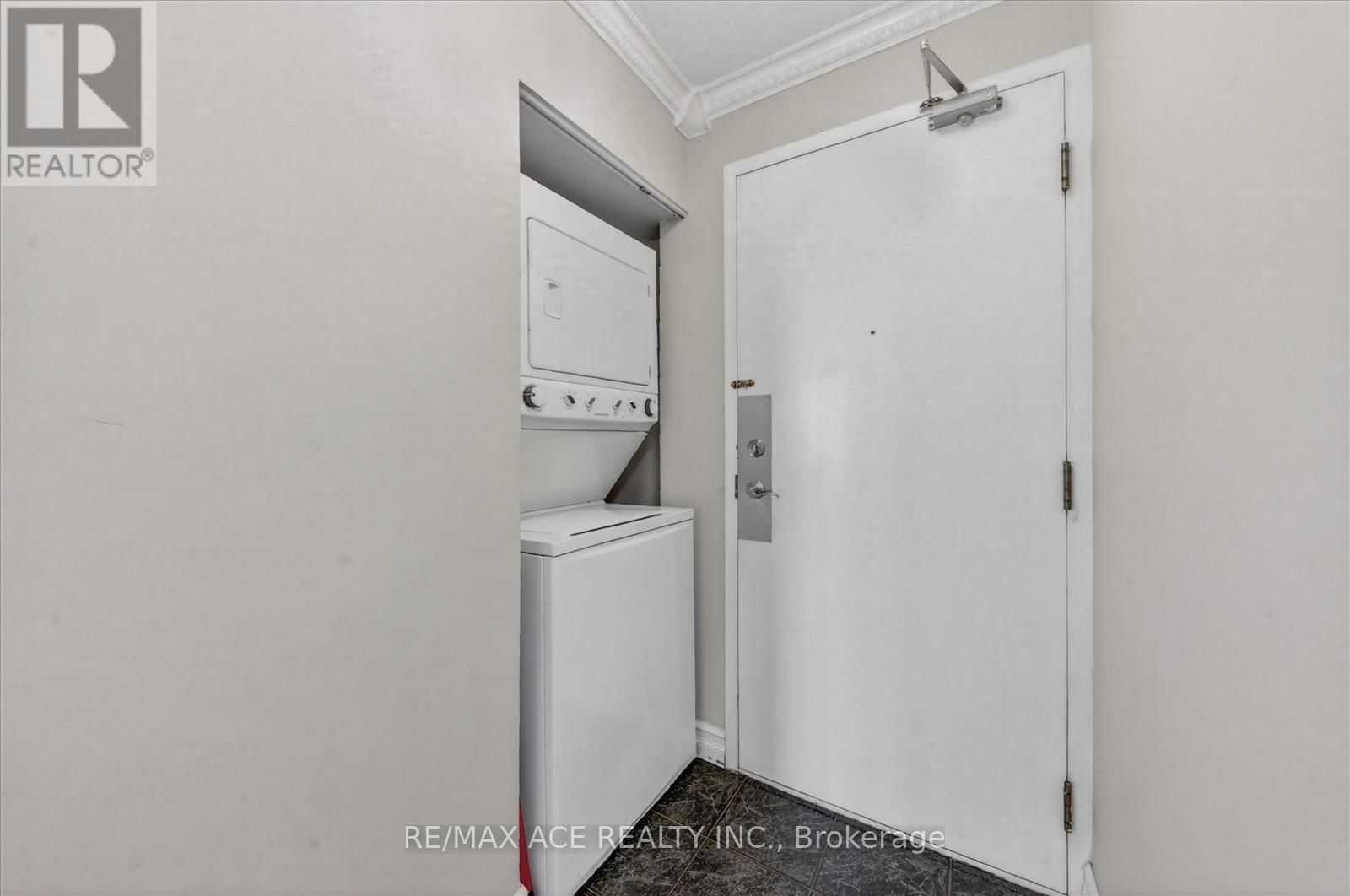 1202 - 4460 TUCANA COURT Image 11