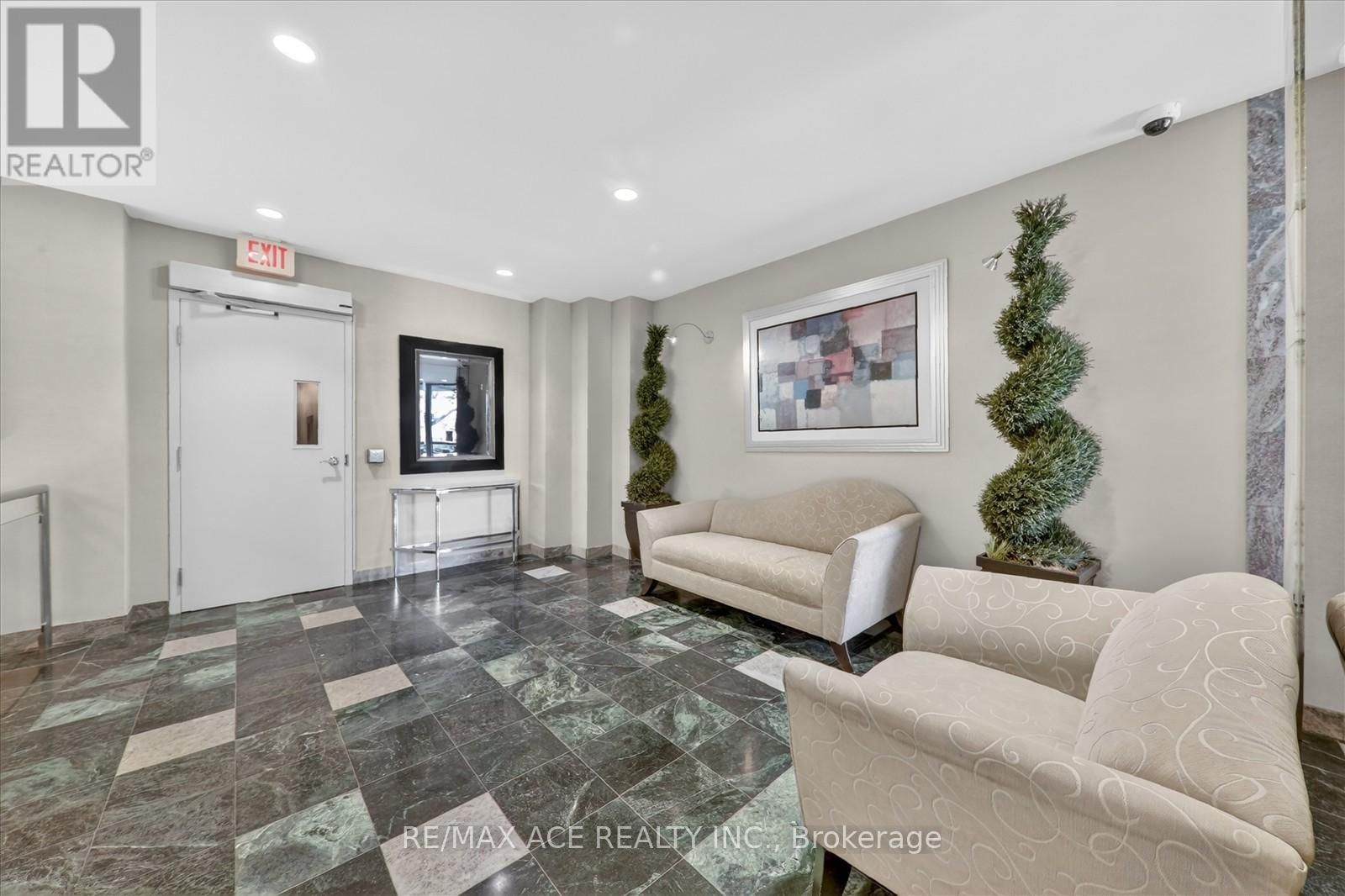 1202 - 4460 TUCANA COURT Image 5