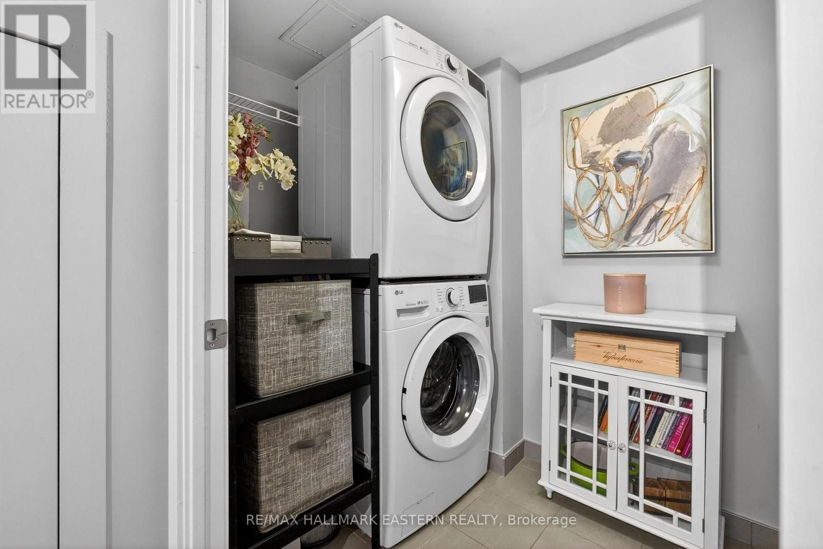 Th3 - 11 SUPERIOR AVENUE Image 13