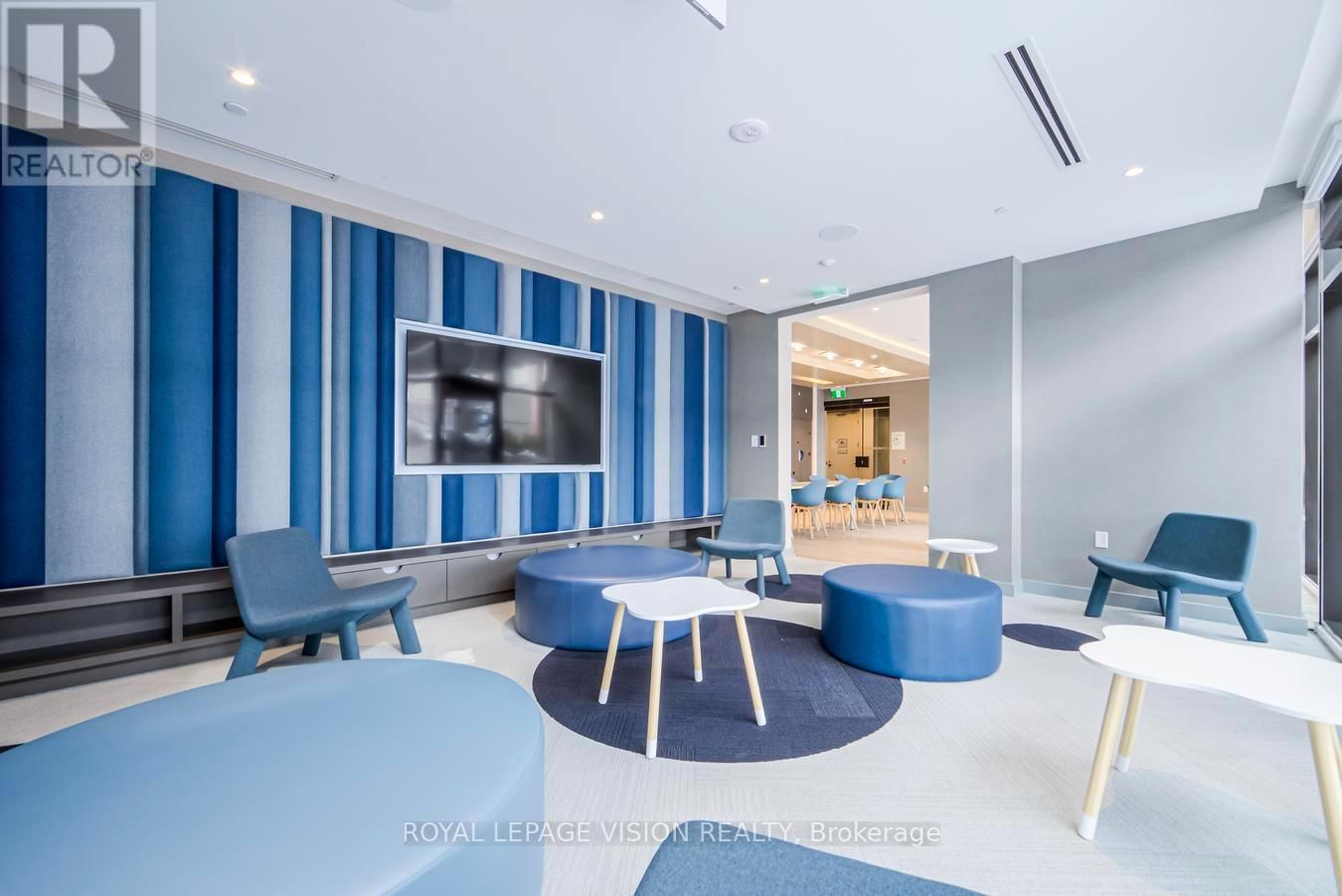 508 - 858 DUPONT STREET Image 38