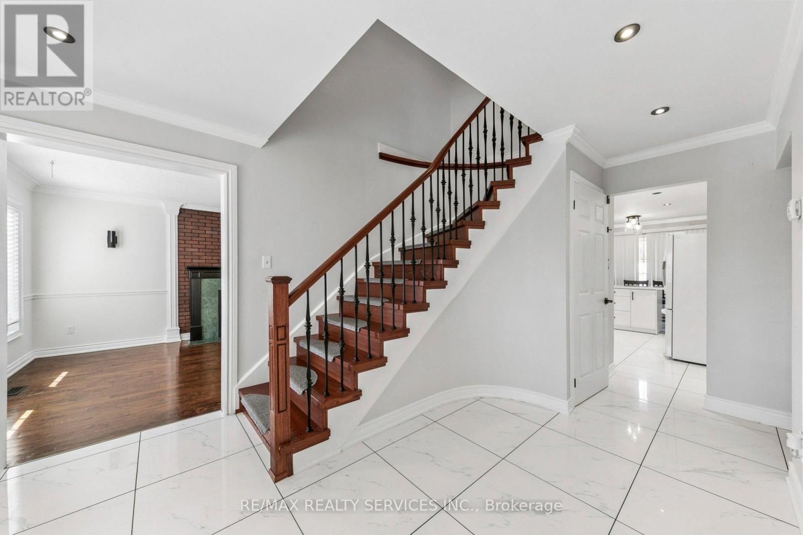 4 BURT DRIVE Image 18