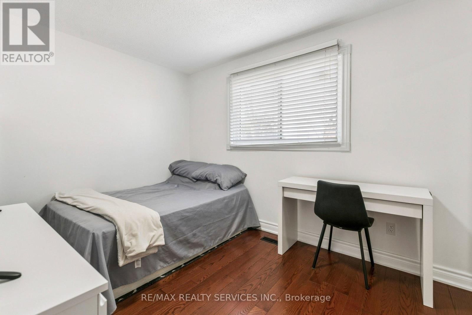 4 BURT DRIVE Image 27