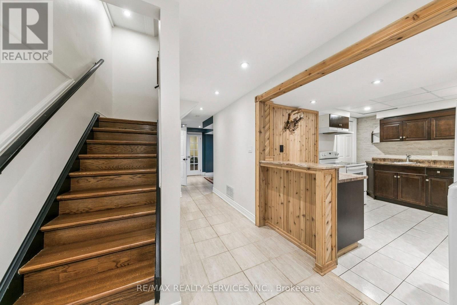 4 BURT DRIVE Image 34