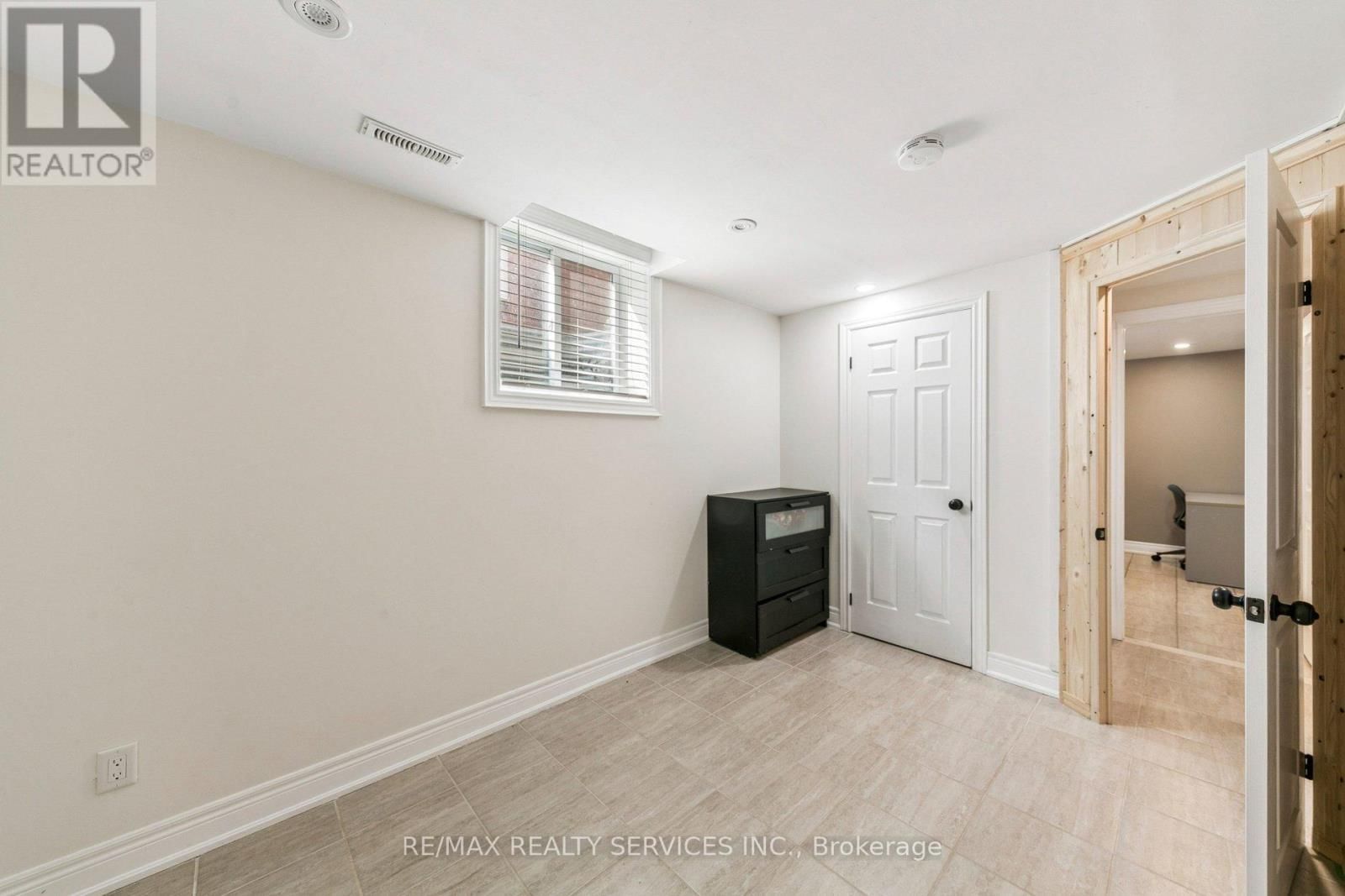 4 BURT DRIVE Image 41