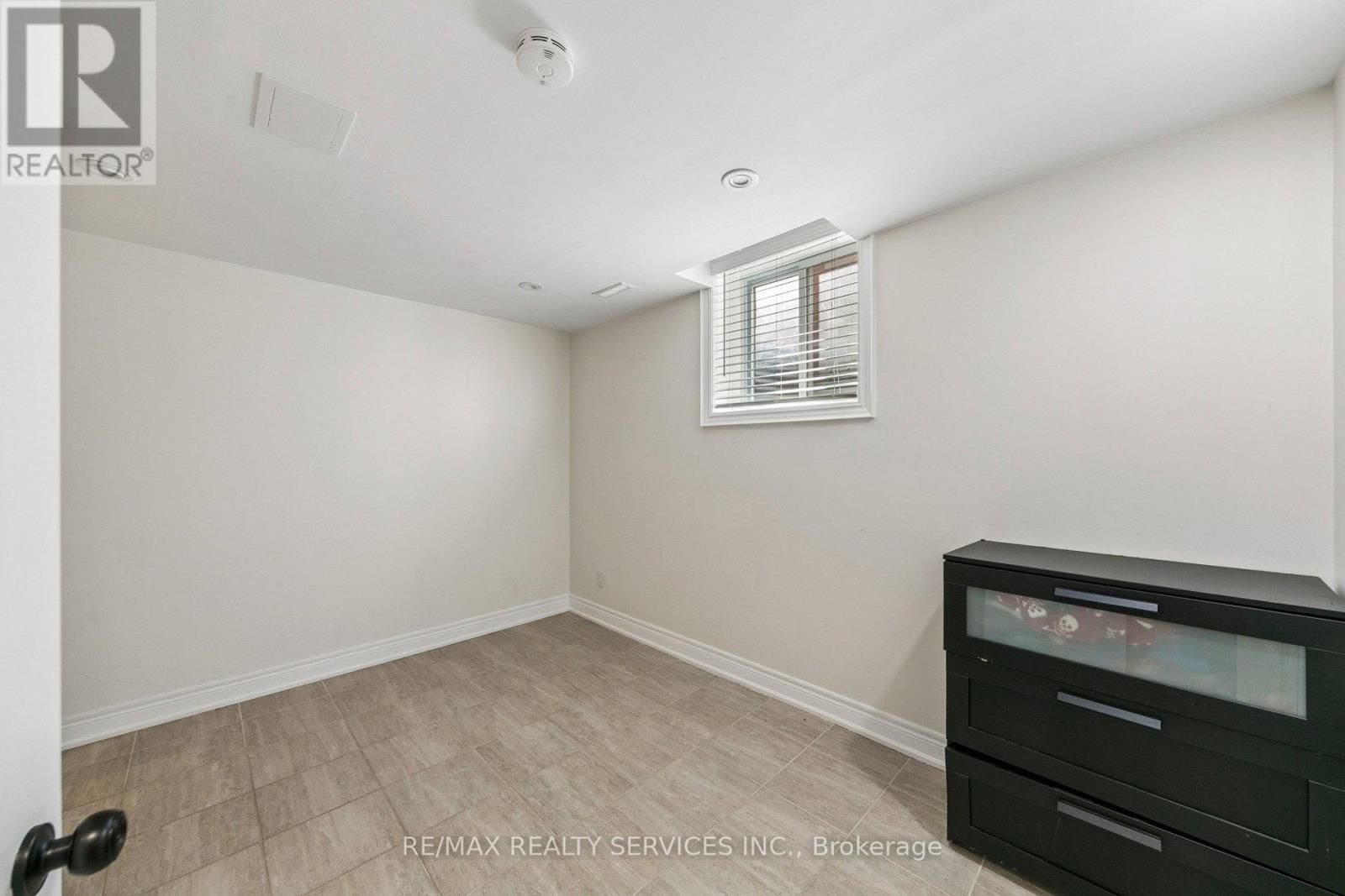 4 BURT DRIVE Image 42