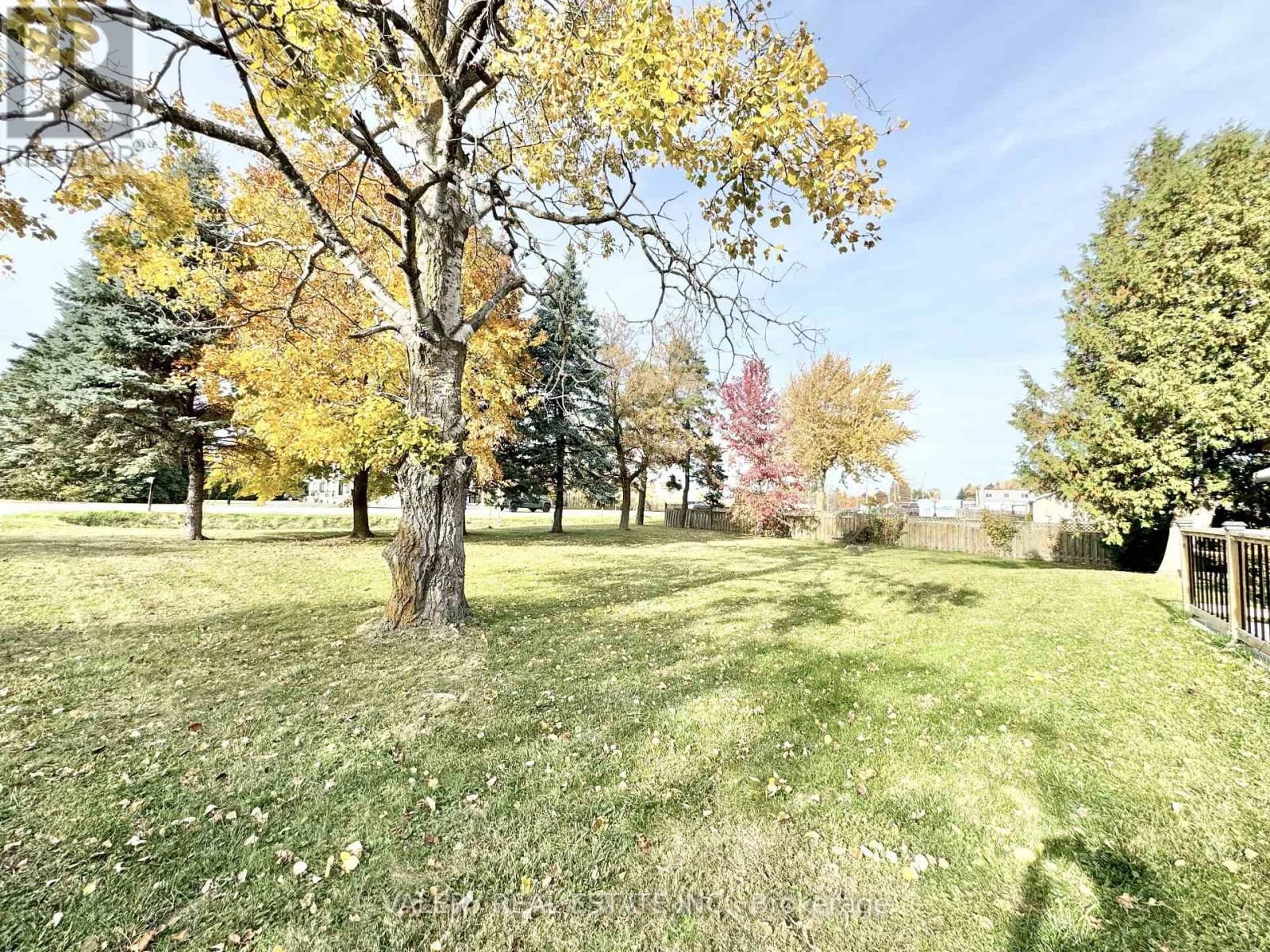 Main - 2949 OLDE BASE LINE ROAD Image 24