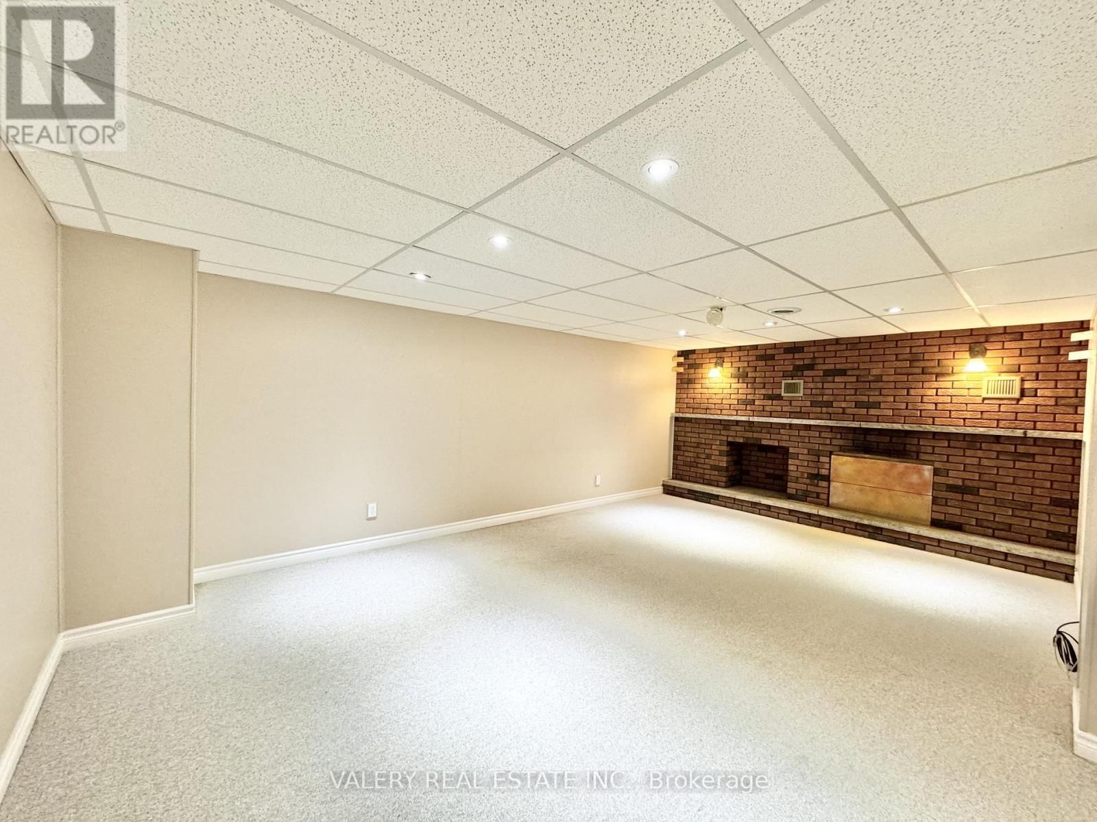 Main - 2949 OLDE BASE LINE ROAD Image 3