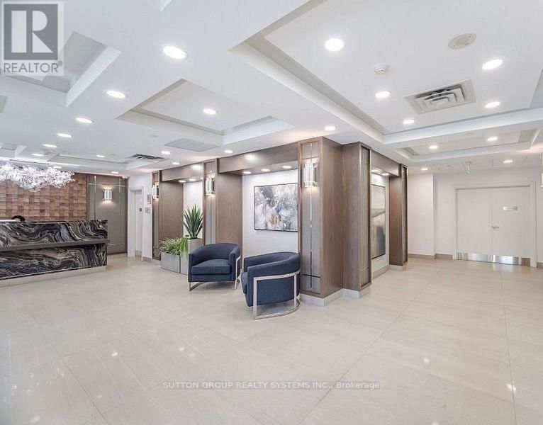 2309 - 3 MICHAEL POWER PLACE Image 2