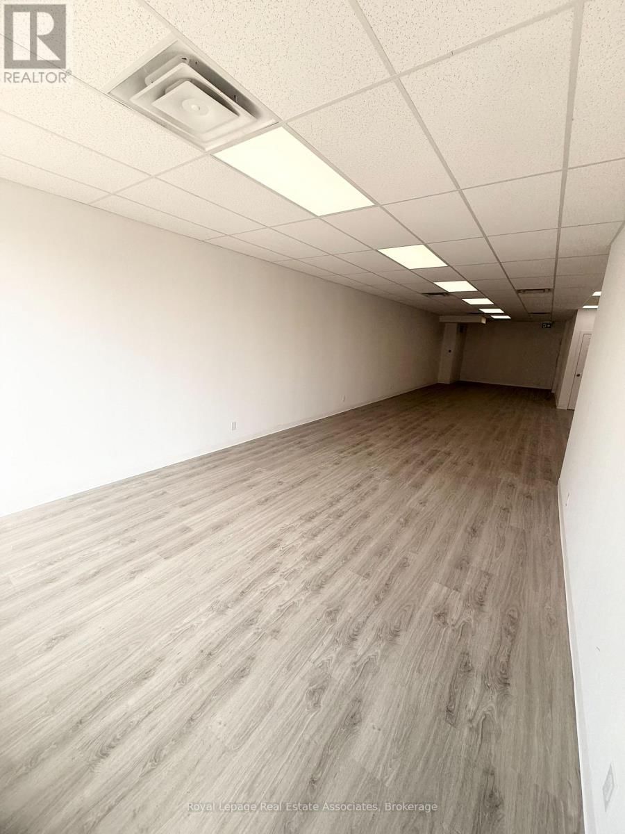 329 LAKESHORE ROAD EAST Image 4