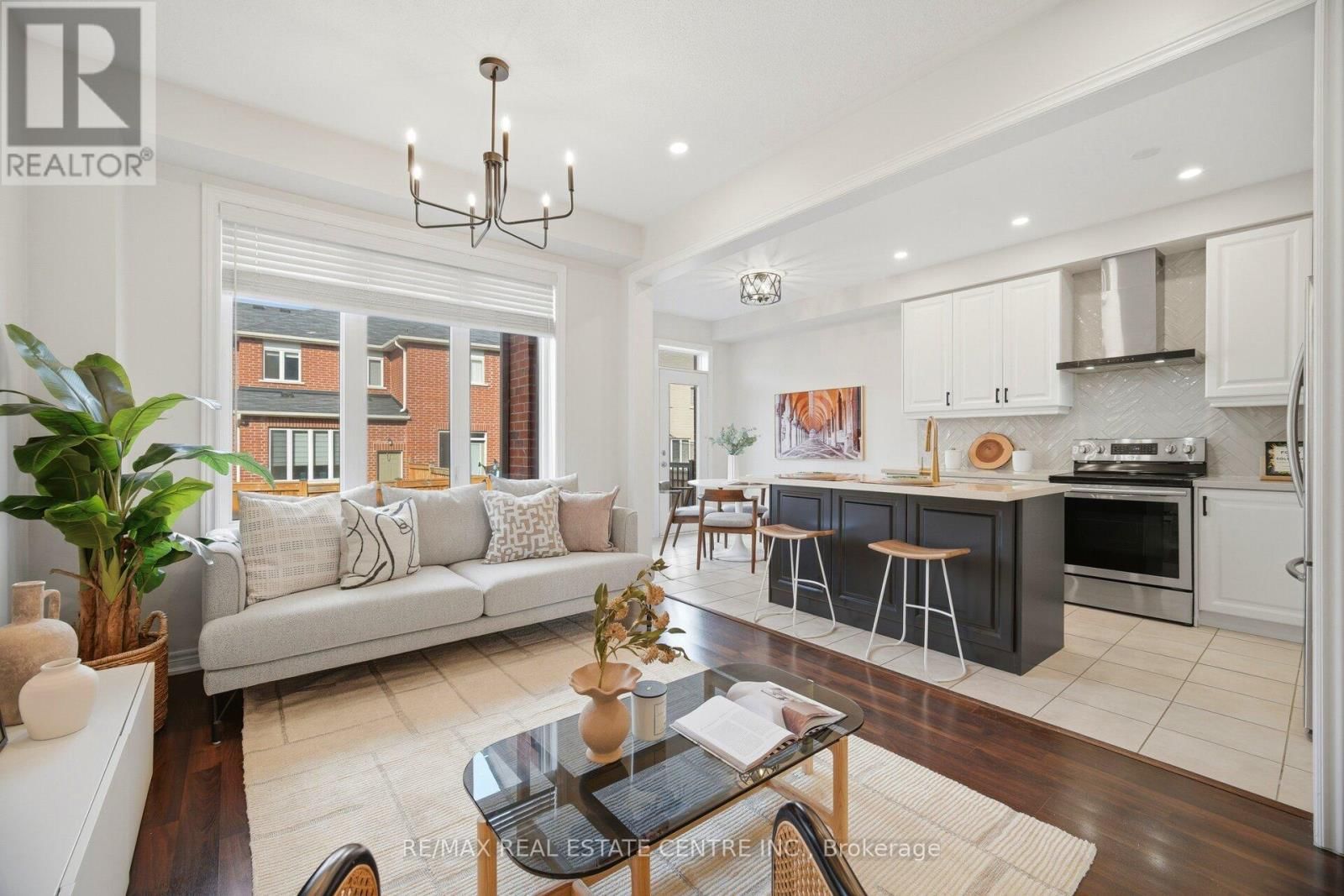 87 BRONSON TERRACE Image 13