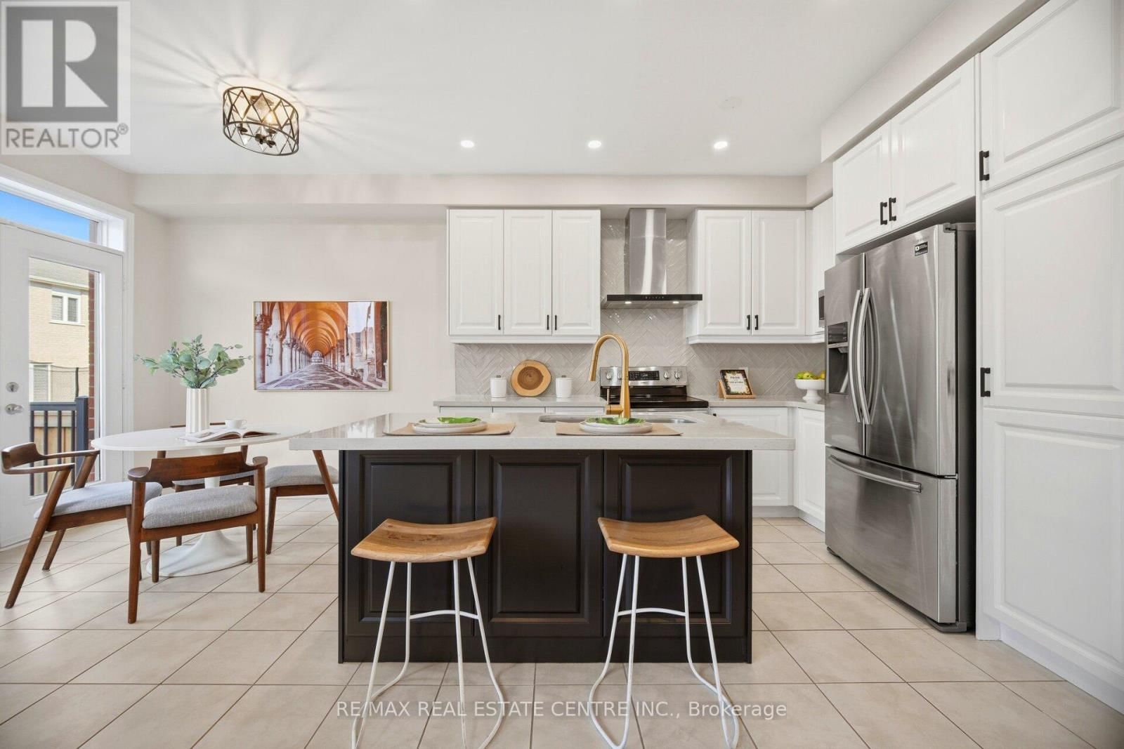 87 BRONSON TERRACE Image 15