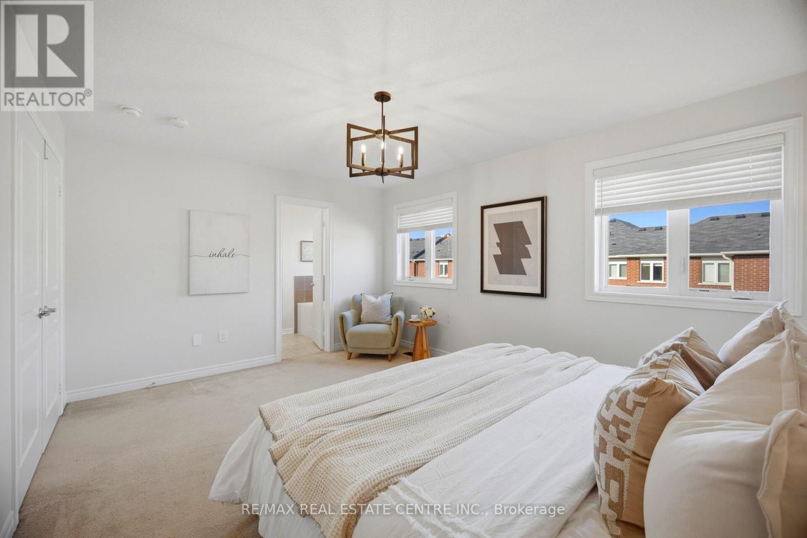 87 BRONSON TERRACE Image 29